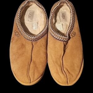 UGG taz men Tan Suede Slip-On Shoes